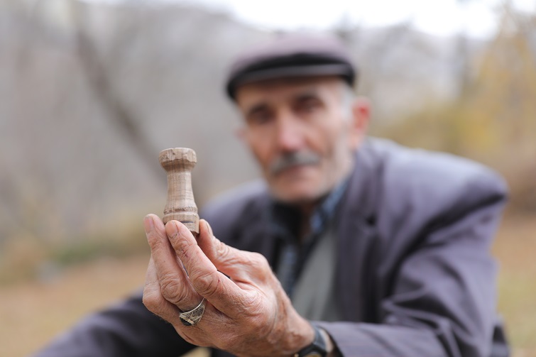 Hosteyê kevirên kişikê li Baxçesarayê Alî Yaba